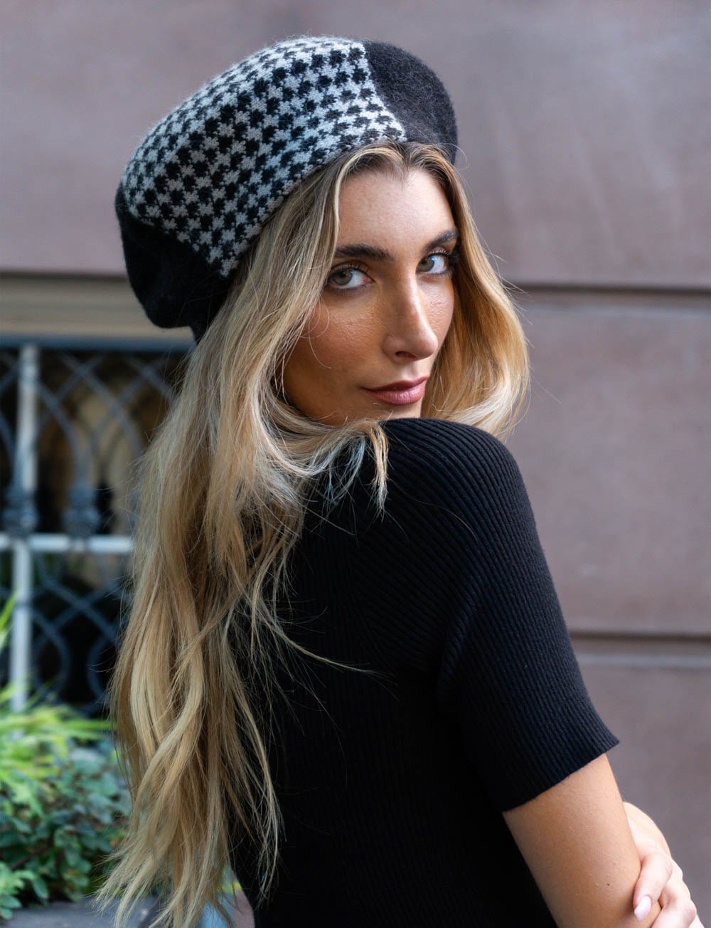 Jones New York Colorblock Houndstooth Beret